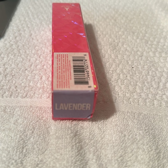NIB Jeffree Star lavender concealer - Picture 2 of 2